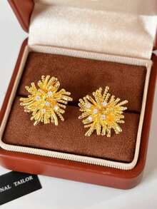 1Pair Gold Plated Sunburst Stud Earrings - Rhinestone Firework Statement Earrings For Women, Hypoallergenic Daily & Party Jewelry