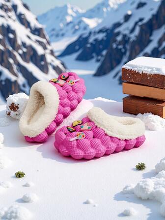 Avslappnade varma och mjuka träskor med söta tecknade berlocker för pojkar och flickor, halkfria termofodrade tofflor med mjuk botten för inomhushem, höst och vinter