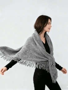 1件女士春秋季披肩，米色皮革搭扣披肩，加厚三角斗篷外套，针织围巾，可搭配连衣裙 - 米色 - 查看 14