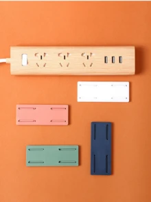 4 piezas Soportes para enchufes, Soportes para enchufes montados en la pared, Soportes para enchufes, Soportes para enchufes autoadhesivos, Organizadores de cables, Organizadores de electrodomésticos, Ganchos para enchufes montados en la pared que ahorran espacio para dormitorios, cocinas y salas de estar (1/2/3 piezas)