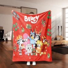 Bluey 1 pieza Manta de franela estilo invernal navideño Brui, manta de poliéster con fondo rojo y diseño de dibujos animados Brui, manta suave y cómoda