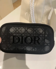 Dior 黑色高档格子网眼化妆包，简约便携式化妆品收纳袋 - 黑色 - 查看 4