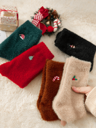 5pairs/3pairs/1pair Cute Cartoon Mink Velvet Socks For Women, White Mid-Calf Socks, Thick & Warm For Autumn/Winter, Home & Sleep