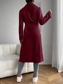 Áo khoác dài nữ mùa thu cổ ve lật, hai túi, có thắt lưng - Màu Đỏ Sâu - Xem 2