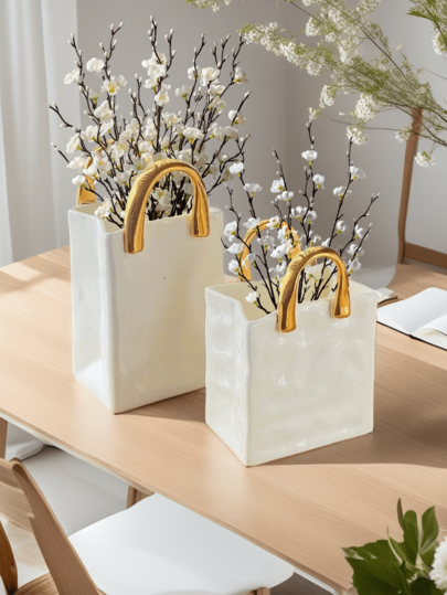 Makeup Brush Holder, Vase, Wide-Mouth Pleated Vase, Unique Matte White Vase, Minimalist Boho Style Flower Vase, Centerpiece For Home, Bedroom, Office, Student Desk, Best Valentine's Day Gift, Winter