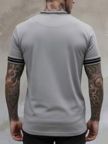 STRIPED T-SHIRT - 淺灰色. - 查看 2