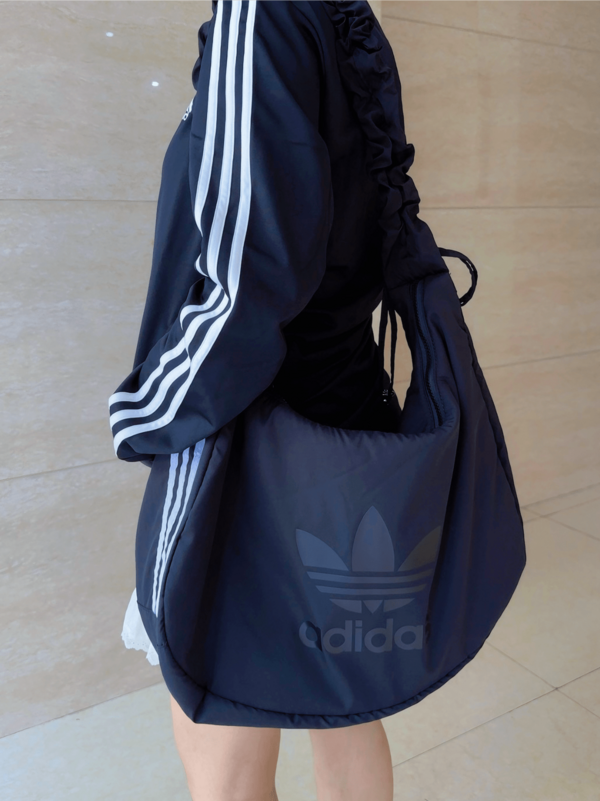  Adidas Originals Women's Plus Size Logo Nylon Cloud Wristlet Pouch Crossbody Shoulder Bag JP0146