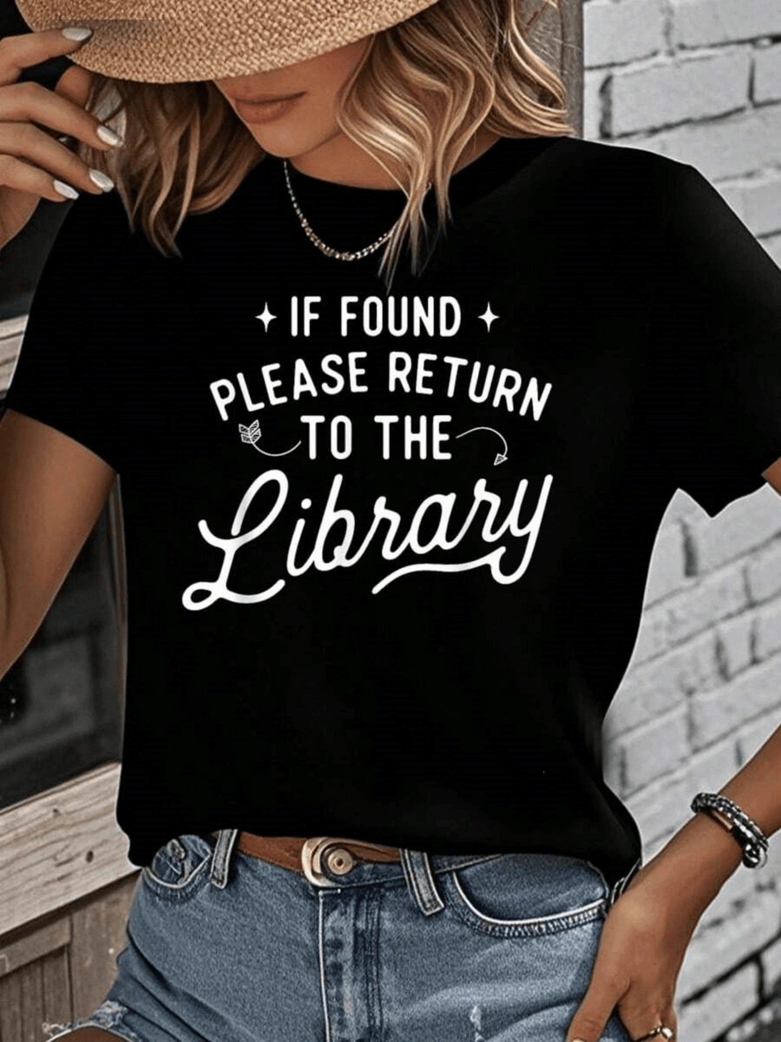 Si Me Encuentras Por Favor Regresa A La Biblioteca Un Mensaje Para Amantes De Libros En Algodón Suave Camiseta De Mujer Estilo Casual Perfecto Para Día A Día - Negro - Ver 1