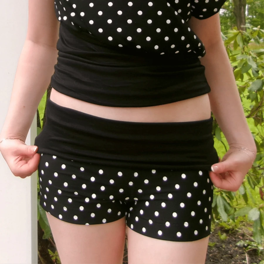 Womenacute;S Y2K Low-Rise Denim Shorts Polka Dots Print Folded Waist Tight-Fit Hot Pants For Streetwear Vacation - 黑色 - 查看 1