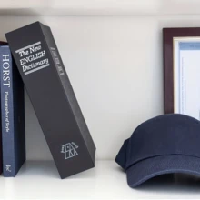 1pc Dictionary/Directory Disguised Portable Safe Box With Key Lock - Metal Structure With Key Opening, Professional Appearance, Sturdy And Durable Anti-Theft Design, Ideal For Home, Office Or Travel To Store Cash, Jewelry, Passport And Other Valuables - Multicolor - View 6