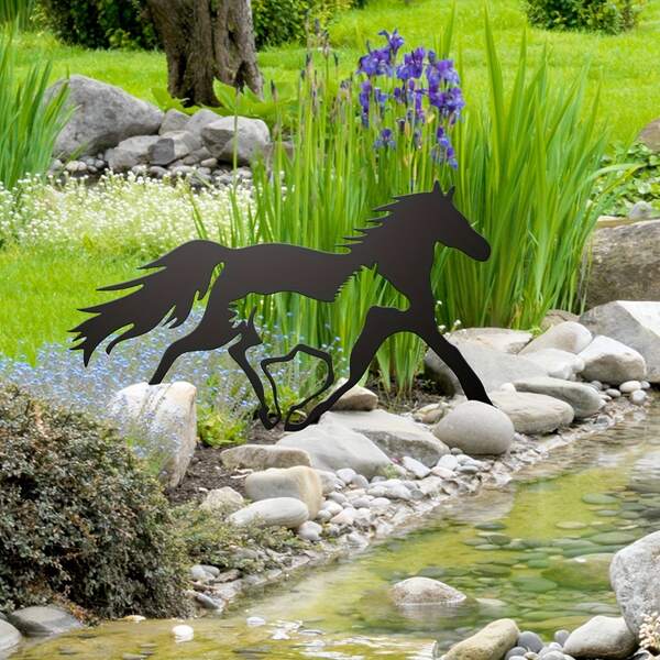 1pc Rustic Farmhouse Decor, Black Metal Running Horse Silhouette Yard Sign With Removable Stakes, Outdoor Lawn & Garden Decor, Fence Ornament