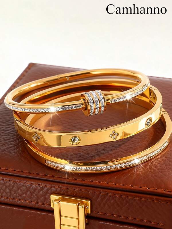 Camhanno Conjunto de 3 pulseiras em aço inoxidável 304, com estilo moderno e elegante. Design unissex, à prova d'água e resistente à ferrugem. Perfeitas para uso diário, como lembrancinhas de amizade e presentes de aniversário. Ideais para o dia a dia, passeios, momentos de lazer e muitas outras ocasiões.