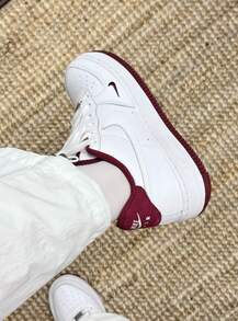 Nike Nike Air Force 1 Lv8 Leather 3 - Zapatillas de deporte para niños, cómodas, versátiles, antideslizantes, resistentes al desgaste, sencillas, estilo retro, de caña baja, en blanco y rojo