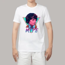 Camiseta Unissex Serie Stranger 100% Algodão Oversized Camisa Mike Casual T-shirt Streetwear Blusa  Camisa de Casal Nacional Camiseta Premium Nova Temporada - Branco - Visão 1