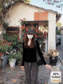 女士黑色U领长袖T恤，百搭纯色打底衫，修身版型，秋冬休闲春季款 - 黑色 - 查看 4
