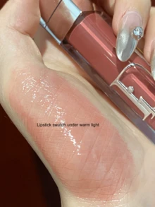 Ukuran Travel - 2ml/3ml - #009: Lipstik Pink Halus Dior, Tekstur Krim, Menciptakan Tampilan Alami Tanpa Riasan, Mencerahkan Kulit Tanpa Membuat Kulit Kering, Praktis untuk Dibawa dan Digunakan untuk Merapikan Riasan Kapan Saja. - #009 - View 7