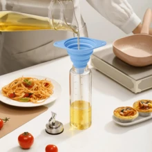 Imbuto in silicone, imbuto da cucina ampio e durevole, imbuto in silicone per riempimento di bottiglie, uso quotidiano in cucina, per il trasferimento di acqua o polveri, pieghevole e piatto per un facile stoccaggio, salva spazio