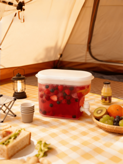 New Faucet Cold Water Jug, Refrigerator Plastic Cold Water Container With Tap, Household Cold Brew Fruit Juice Container, Home Living Room Cold Water Pitcher For Fruit And Lemon Tea, Outdoor Picnic High-Temperature Resistant Fruit Tea Pitcher.