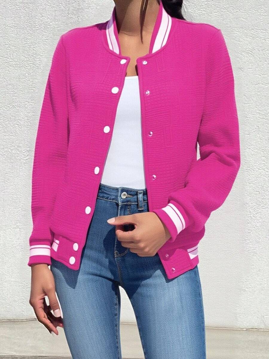 Chaqueta de Béisbol para Mujer - Estilo Urbano y Casual, Corta y Ajustada para Resaltar Estatura, Tejido Texturizado, Ideal para Otoño y Primavera, Versátil para Trabajo y Salidas, Ideal para Todo Tipo de Tallas y Edades. - Rosa Fucsia - Ver 1