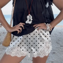 Boho Women's Lace Trim Satin Silk Shorts Shiny Elastic Waist Mini Shorts Pettipants Half Slip Shorts French Knickers Boyshorts For Dresses Full Coverage Underwear Lounge Pants - 黑與白 - 查看 9