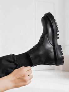 Botas negro para hombre, Botas casuales de caña alta para hombres, Botas De Trabajo Multifuncional - de media pantorrilla con punta redonda, con cordones y cremallera lateral, botines de moda para exteriores y senderismo, combina con chaqueta - Negro - Ver 9