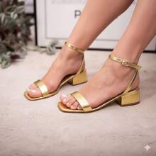 Women's Block Heel Sandal With Buckle - 金色 - 查看 1