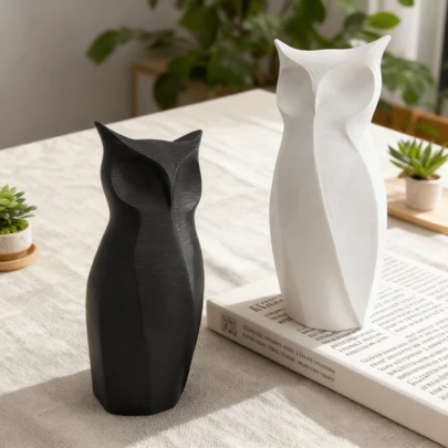 1pc 3D Printed Modern Minimalist Owl Statue Decor, Black/White Geometric Abstract Owl Figurine, Suitable For Living Room, TV Cabinet, Desk, Entryway And Office Decor, Durable Plastic Material, No Electricity Required, Minimalist Home Decor