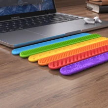 Conjunto de 6 Pulseiras Anti-Stress de Silicone Texturizadas para Crianças, Adolescentes e Adultos - Lembrancinhas de Festa, Recompensas Escolares, Presentes e Decoração, Acessórios Divertidos, Material Durável, Estimulação Sensorial, Ideal para Trabalhadores de Escritório - Multicolorido - Ver 6