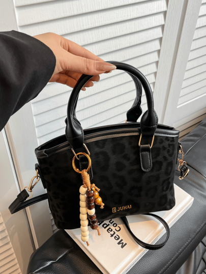 1pc, Versatile Fashion , High Value And Niche Design, Hand Bill Of Lading Shoulder Crossbody Bag, Leopard-Print Pattern Hardware With Pendant Decoration And Multi-Color Optional Small Square Bag, Suitable For Ladies' Daily Commuting And Going Out Shopping.