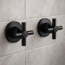 Juego De Manerales Para Regadera Tipo Crucetas Negro Mate - Negro - Ver 7