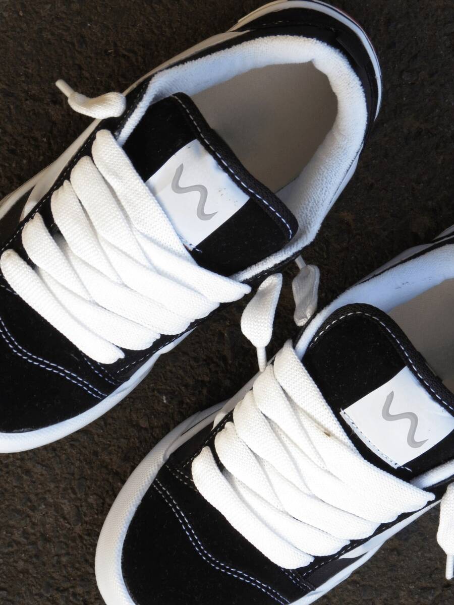 Unisex Old Knu Sneakers, Women's, Men's, White, Black, On , Simple, Casual, Beach, Lace-Up, Home. - 克倫民族大學 - 查看 1