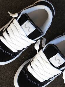 Unisex Old Knu Sneakers, Women's, Men's, White, Black, On , Simple, Casual, Beach, Lace-Up, Home. - 克倫民族大學 - 查看 3