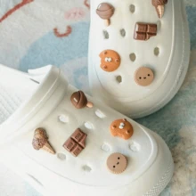 10 piezas Decoración de zapatos con comida, chocolate, helado, postre, decoración de zapatos con estilo lindo y femenino, accesorios de decoración de zapatos desmontables, accesorios de zapatos DIY divertidos, adecuados para decoración de zapatos de hombres y mujeres, decoración de vacaciones, meditación y decoración del hogar, decoración navideña, regalo perfecto