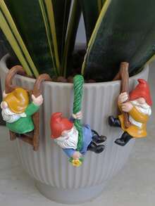 1pc Cute Garden Gnome Hanging Decor - A Uniquely Shaped Resin Gnome Figure With Vibrant Colors And Handcrafted Texture, Perfect For Decorating Planters, Fairy Gardens, And Can Also Be Used As An Indoor/Outdoor Mini Figurine For Yards, Patios, And Home Decor. An Ideal Gift For Gardening Enthusiasts And Gnome Collectors. (Warm Reminder: Please Check The Size Of The Product First. Those Who Are Concerned Should Purchase With Caution) - Multicolor - View 5