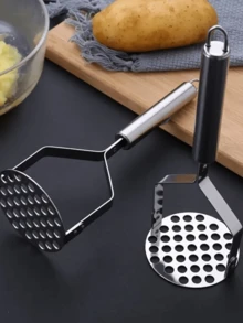 1 件不锈钢土豆捣碎器 - 手动手持式厨房粉碎工具，适用于蔬菜、水果、不带电炊具，耐用多功能粉碎机，适用于家庭和学校用品，手动多功能厨房榨汁机，适用于土豆泥、红薯等 - 理想的圣诞礼物土豆榨汁机和土豆泥（颜色款式随机）