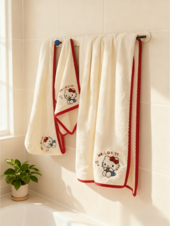 Sanrio Ins风猫咪毛巾套装，珊瑚绒吸水速干不掉毛毛巾，含干发帽，浴室毛巾套装，适合女性宿舍和家庭使用，含干发巾