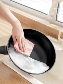 20条装洗碗巾，1盒20条，无毛、无油、可重复使用，柔软舒适，可用于擦拭桌子、清洁卧室、厨房，超细纤维厨房洗碗布（随机盒装） - 彩色 - 查看 4