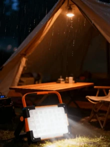 1 Stück 144 LED Außen Solar Lampe, tragbare Solar Arbeitsleuchte mit 3x1200mAh 18650 wiederaufladbaren Batterien, USB/Solar Panel Aufladung, 4 Helligkeitsstufen, Orange/Schwarz/Grau Farboptionen, geeignet für Notfälle, Wandern, Camping, Outdoor, Angeln, Weihnachten, Halloween, Geschenke zum Schulanfang - [128+16]LED-3600mAh - Übersicht 2