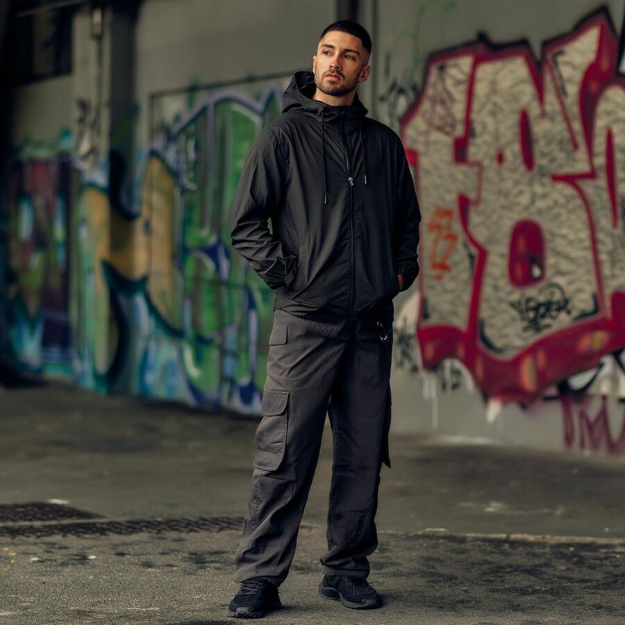 Unisex Windbreaker Jacket With Hood And Pocket, Suitable For Use In The Gym, Workouts, Running, And Light Work; Warm And Comfortable. - 黑色 - 查看 1
