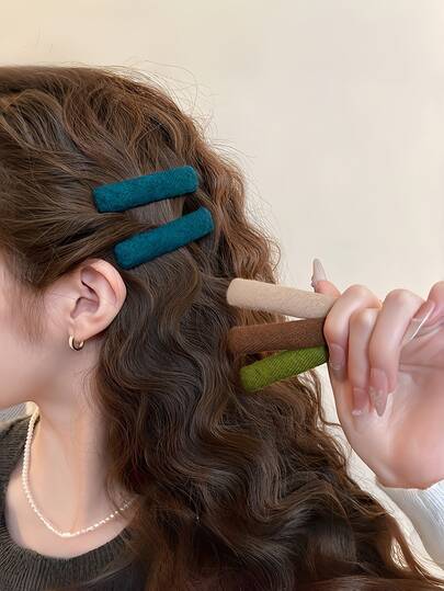 2pcs Retro Velvet & Metal Hair Clips - Minimalist Elegant Clips For Flyaways & Bangs