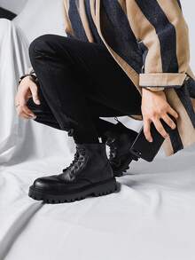 Botas casuales de caña alta para hombres, Botas De Trabajo Multifuncional, Botas negro para hombre, estilo británico, talla grande, de cuero, botas de trabajo casuales, con aumento de altura, adecuadas para todas las estaciones. - Cuero negro - Ver 4