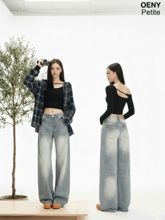 Damjeans med raka, lösa vintage-utseenden