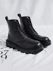 Botas casuales de caña alta para hombres, Botas De Trabajo Multifuncional, Botas negro para hombre, estilo británico, talla grande, de cuero, botas de trabajo casuales, con aumento de altura, adecuadas para todas las estaciones. - Cuero negro - Ver 1