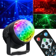 1 pièce Boule lumineuse magique en ABS avec télécommande, lampe de scène rotative à 7 couleurs avec support de télécommande, projecteur à changement de couleur, convient pour les fêtes à la maison et les célébrations de vacances - Multicolore - Voir 10