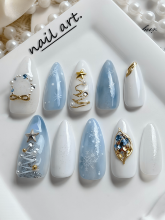 10 uñas postizas hechas a mano con temática navideña, forma de almendra media, degradado azul y blanco con copos de nieve y estrellas, árboles de Navidad y copos de nieve con gemas en 3D, cómodas y reutilizables, adecuadas para uso diario y celebraciones navideñas