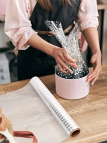 1 Cuộn giấy thủy tinh trong suốt chấm bi trắng, khổ rộng, dày, thích hợp để gói quà ăn nhẹ, quà tặng, hoa, quà ngày lễ và Ngày Valentine, giấy gói giỏ quà bằng thủy tinh, thích hợp cho giỏ quà, bó hoa, quà tặng, đồ thủ công và các lễ kỷ niệm. - Nhiều màu - Xem 7