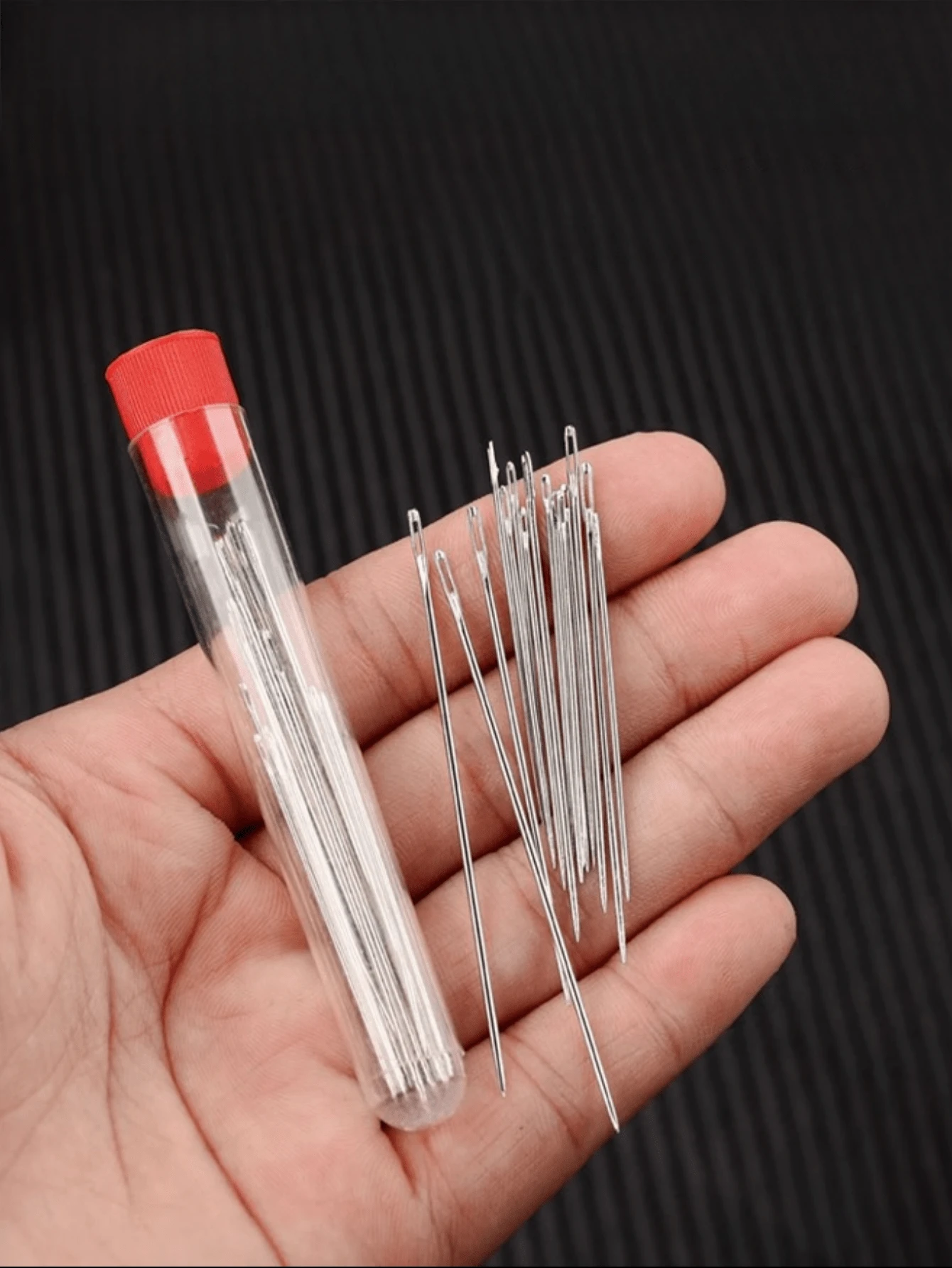 一套（18 件）家用大眼缝纫针，手缝针，手缝衣服针，手绣针，缝被子针，长针，大孔针，细针 - 彩色 - 查看 1