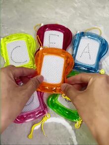 Bảng vẽ từ tính mini, sổ tay đeo ba lô và móc khóa, bảng viết phác thảo Graffiti có thể xóa được, hoàn hảo cho sinh nhật, tiệc tùng, mua sắm, hoạt động ngoài trời, sổ tay di động, thích hợp để tặng bạn bè, gia đình, giáo viên, bạn học, quà Giáng sinh, quà Lễ Tạ ơn, quà sinh nhật - Nhiều màu - Xem 7