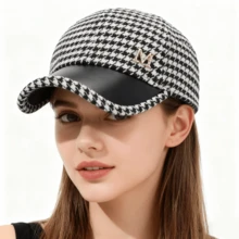 1pc Houndstooth Letter Metallic Decor Casual Elegant Baseball Cap