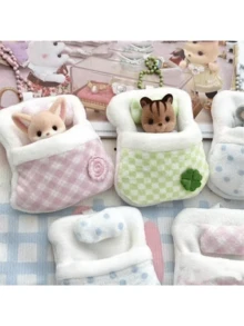 Conjunto de cama novo e fofo com trevo, 3 peças, para mini boneca. Acessórios de alta qualidade para bonecas (boneca não incluída). - Multicolorido - Ver 1